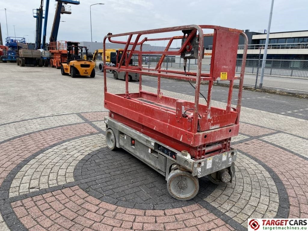 Haulotte Compact 8 Electric Scissor Work Lift 818cm DEFECT - Máy nâng người hình kéo: hình 2 Haulotte Compact 8 Electric Scissor Work Lift 818cm DEFECT - Máy nâng người hình kéo: hình 2