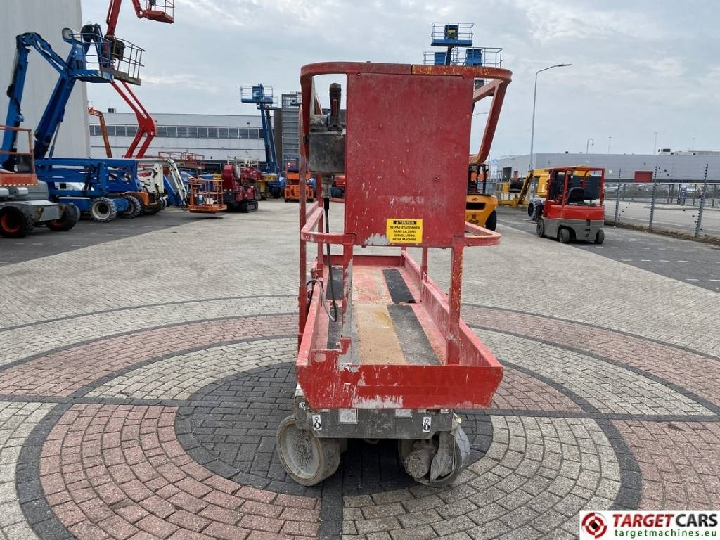 Máy nâng người hình kéo Haulotte Compact 8 Electric Scissor Work Lift 818cm DEFECT: hình 15