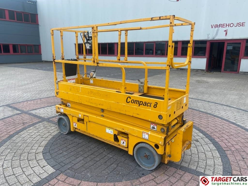 Haulotte Compact 8 Electric Scissor Work Lift 818cm - Máy nâng người hình kéo: hình 4 Haulotte Compact 8 Electric Scissor Work Lift 818cm - Máy nâng người hình kéo: hình 4