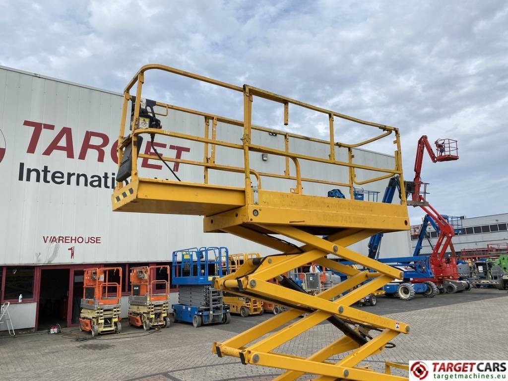 Máy nâng người hình kéo Haulotte Compact 8 Electric Scissor Work Lift 818cm: hình 18 Máy nâng người hình kéo Haulotte Compact 8 Electric Scissor Work Lift 818cm: hình 18