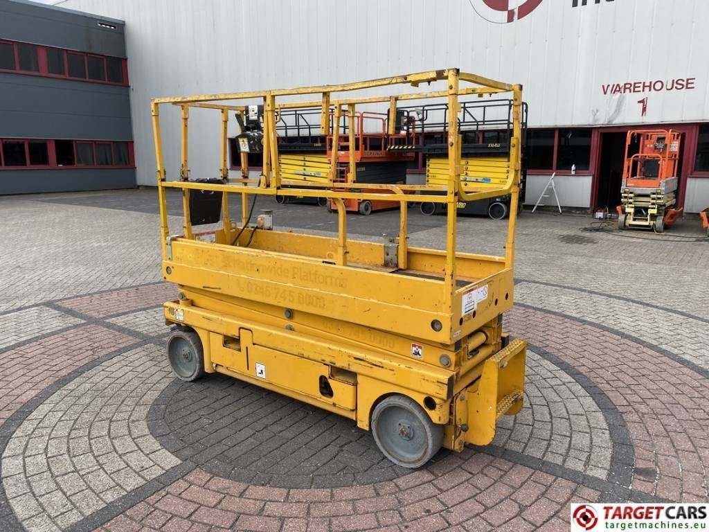Haulotte Compact 8 Electric Scissor Work Lift 818cm - Máy nâng người hình kéo: hình 4 Haulotte Compact 8 Electric Scissor Work Lift 818cm - Máy nâng người hình kéo: hình 4