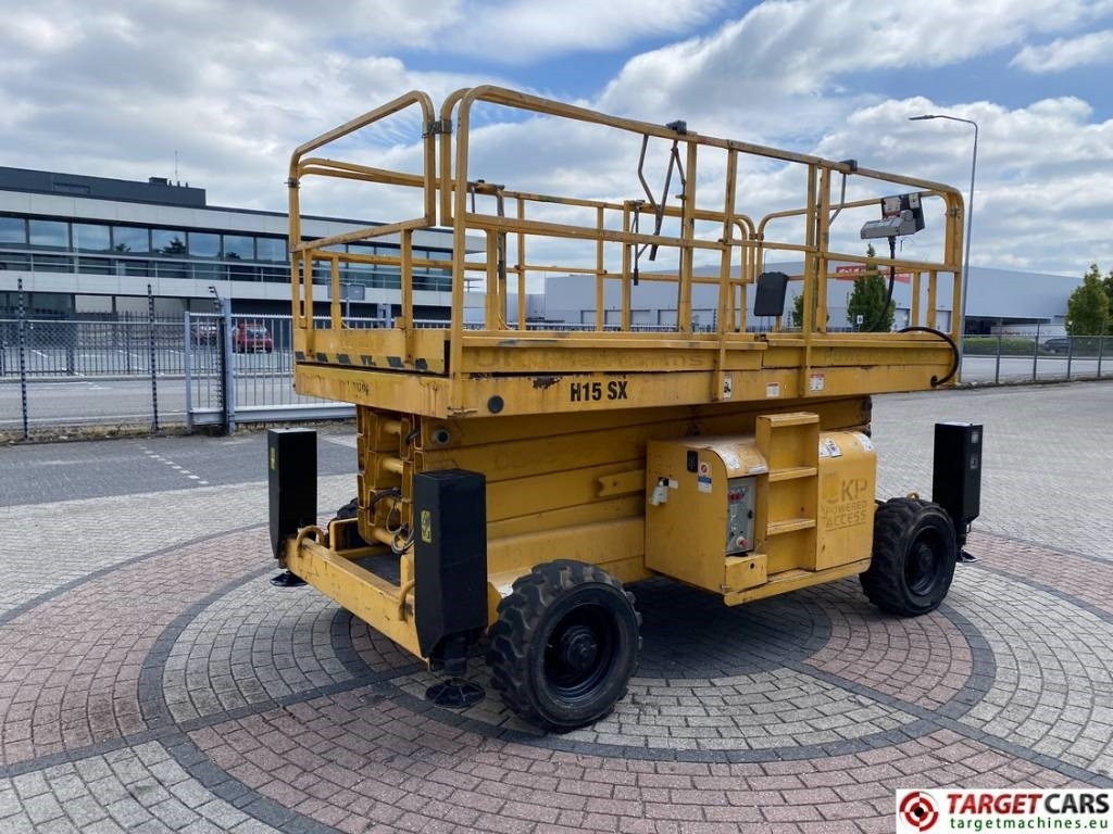 Haulotte H15SXNT Diesel H15SX 4x4 Scissor Work Lift 1500cm  - Máy nâng người hình kéo: hình 3 Haulotte H15SXNT Diesel H15SX 4x4 Scissor Work Lift 1500cm  - Máy nâng người hình kéo: hình 3