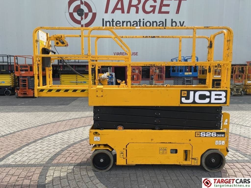 Máy nâng người hình kéo JCB S2632E Electric Scissor Work Lift 1010cm: hình 25