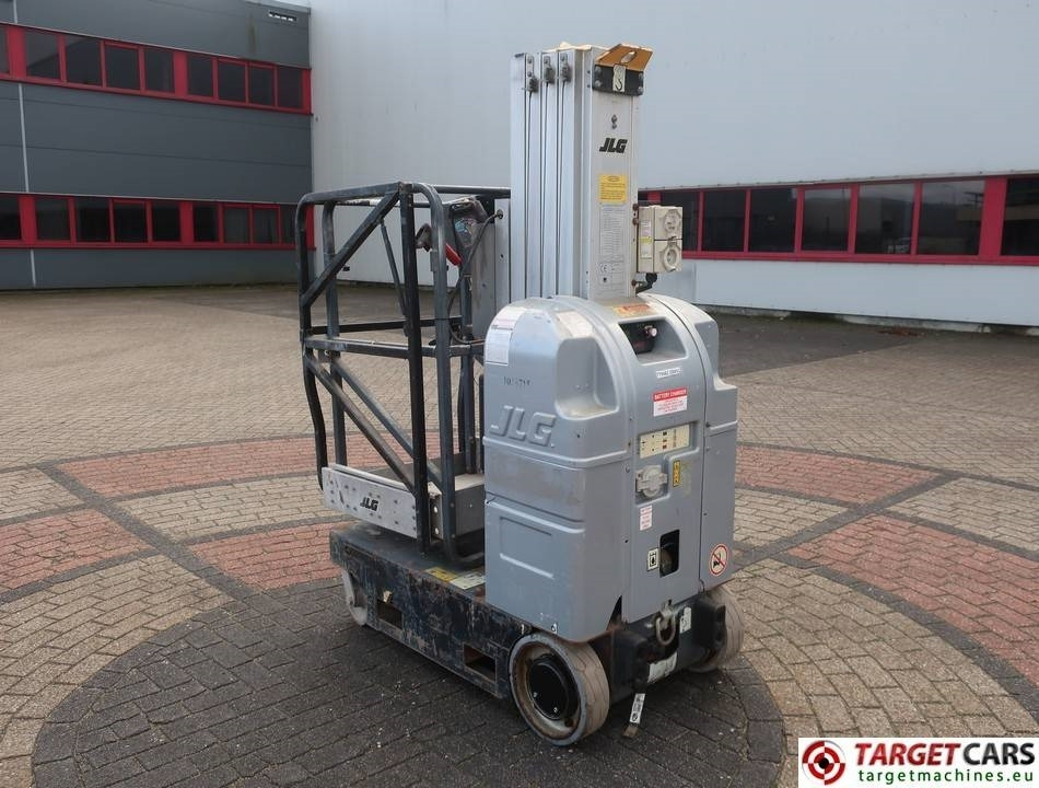 JLG 20MVL Electric Vertical Mast Work Lift 798cm - Nền bục trên không: hình 4 JLG 20MVL Electric Vertical Mast Work Lift 798cm - Nền bục trên không: hình 4