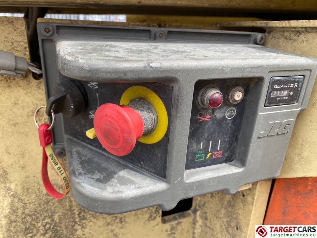 Máy nâng người hình kéo JLG 2632ES Electric Scissor Work Lift 977cm: hình 11 Máy nâng người hình kéo JLG 2632ES Electric Scissor Work Lift 977cm: hình 11