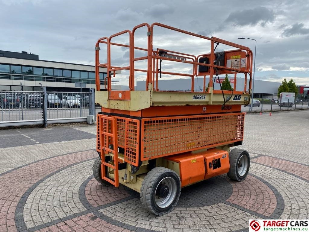 JLG 4069LE Electric Scissor Work Lift 1419cm - Máy nâng người hình kéo: hình 3 JLG 4069LE Electric Scissor Work Lift 1419cm - Máy nâng người hình kéo: hình 3