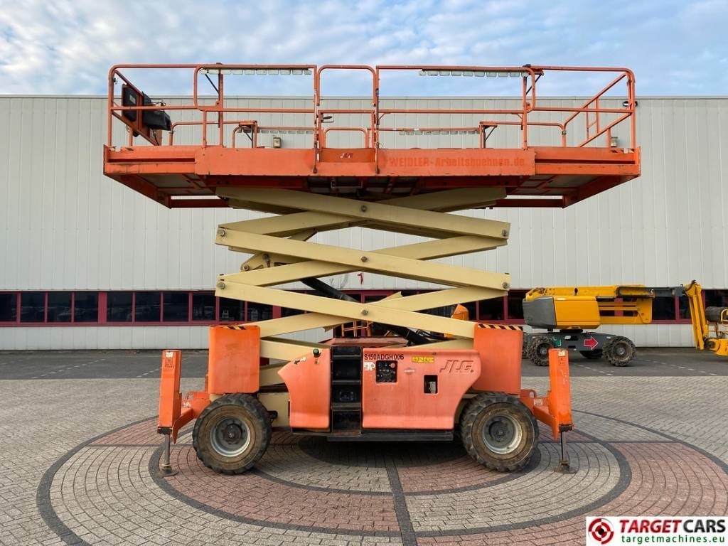 JLG 4394RT Diesel 4x4 Scissor Work Lift 1511cm - Máy nâng người hình kéo: hình 5 JLG 4394RT Diesel 4x4 Scissor Work Lift 1511cm - Máy nâng người hình kéo: hình 5