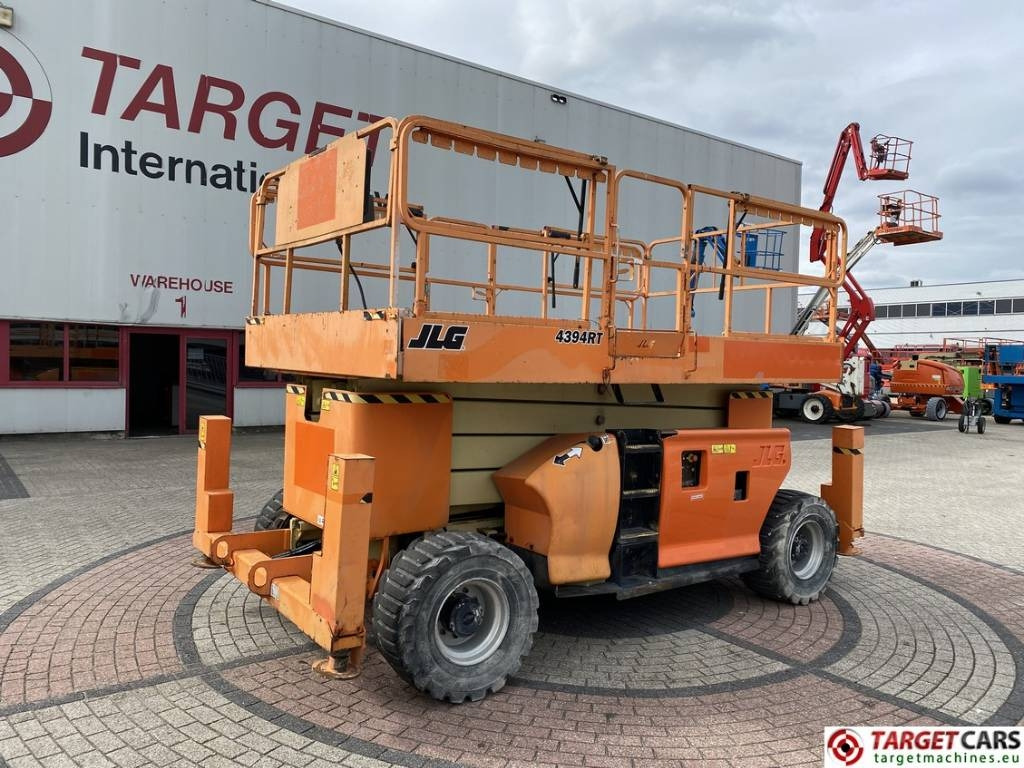 JLG 4394RT Diesel 4x4 Scissor Work Lift 1511cm - Máy nâng người hình kéo: hình 1 JLG 4394RT Diesel 4x4 Scissor Work Lift 1511cm - Máy nâng người hình kéo: hình 1