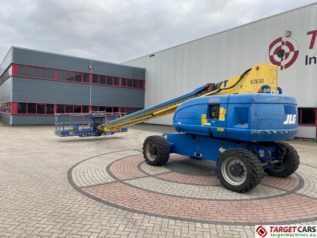 JLG 680S Telescopic 4x4 Diesel Boom Work Lift 2273cm - Xe nâng người hình viễn vọng kính: hình 4 JLG 680S Telescopic 4x4 Diesel Boom Work Lift 2273cm - Xe nâng người hình viễn vọng kính: hình 4