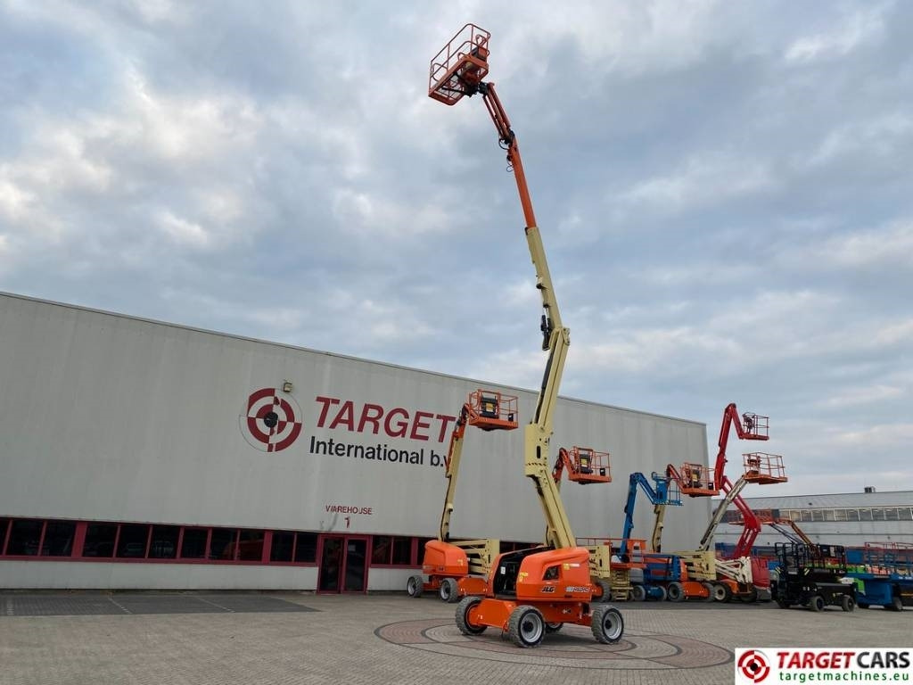 JLG EC450AJ Lithium-Ion Articulated Boom Lift 1572cm - Xe nâng người nhiều khớp nối: hình 5 JLG EC450AJ Lithium-Ion Articulated Boom Lift 1572cm - Xe nâng người nhiều khớp nối: hình 5
