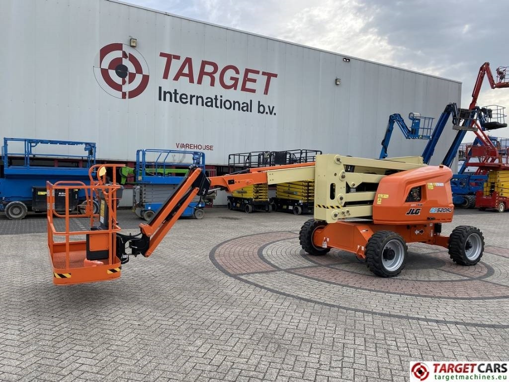 JLG EC520AJ Electric Articulated Boom Work Lift 1800cm - Xe nâng người nhiều khớp nối: hình 1 JLG EC520AJ Electric Articulated Boom Work Lift 1800cm - Xe nâng người nhiều khớp nối: hình 1