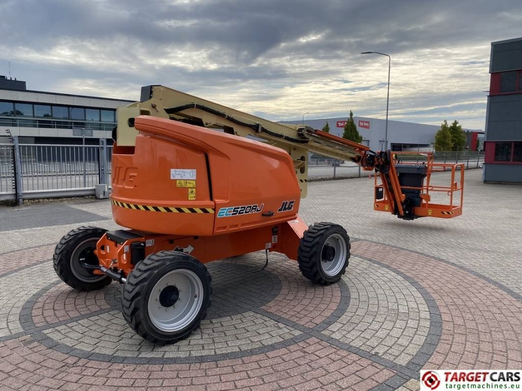 JLG EC520AJ Electric Articulated Boom Work Lift 1800cm - Xe nâng người nhiều khớp nối: hình 3 JLG EC520AJ Electric Articulated Boom Work Lift 1800cm - Xe nâng người nhiều khớp nối: hình 3