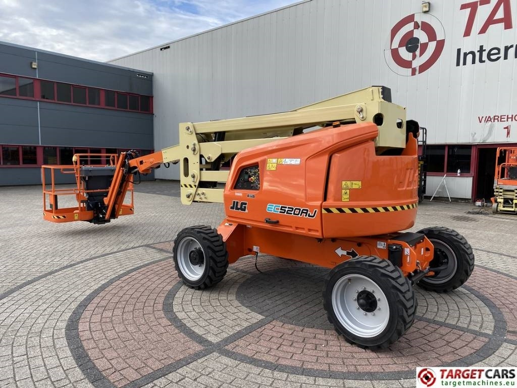 JLG EC520AJ Electric Articulated Boom Work Lift 1800cm - Xe nâng người nhiều khớp nối: hình 4 JLG EC520AJ Electric Articulated Boom Work Lift 1800cm - Xe nâng người nhiều khớp nối: hình 4