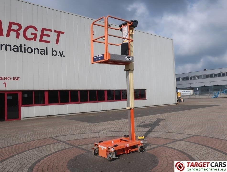 Nền bục trên không JLG Power Tower Nano 830P Vertical Lift 450cm: hình 6