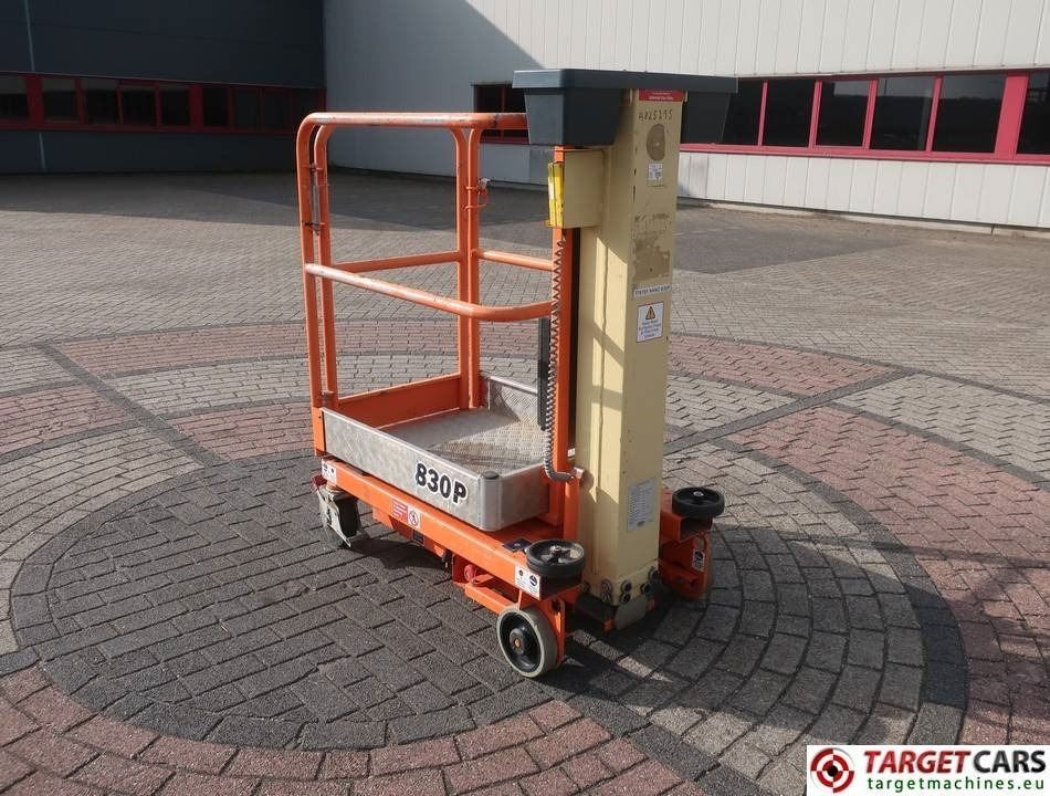 JLG Power Tower Nano 830P Vertical Lift 450cm - Nền bục trên không: hình 4 JLG Power Tower Nano 830P Vertical Lift 450cm - Nền bục trên không: hình 4
