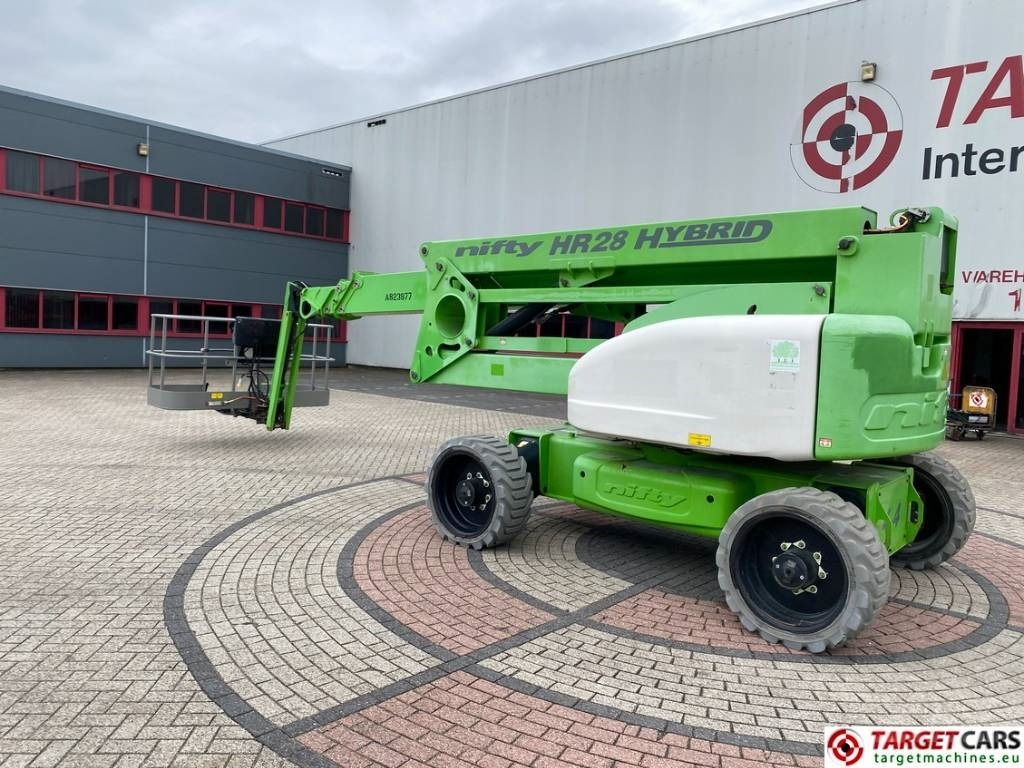 Niftylift HR28 HyBrid Articulated 4x4 Boom Work Lift 2800cm - Xe nâng người nhiều khớp nối: hình 4 Niftylift HR28 HyBrid Articulated 4x4 Boom Work Lift 2800cm - Xe nâng người nhiều khớp nối: hình 4