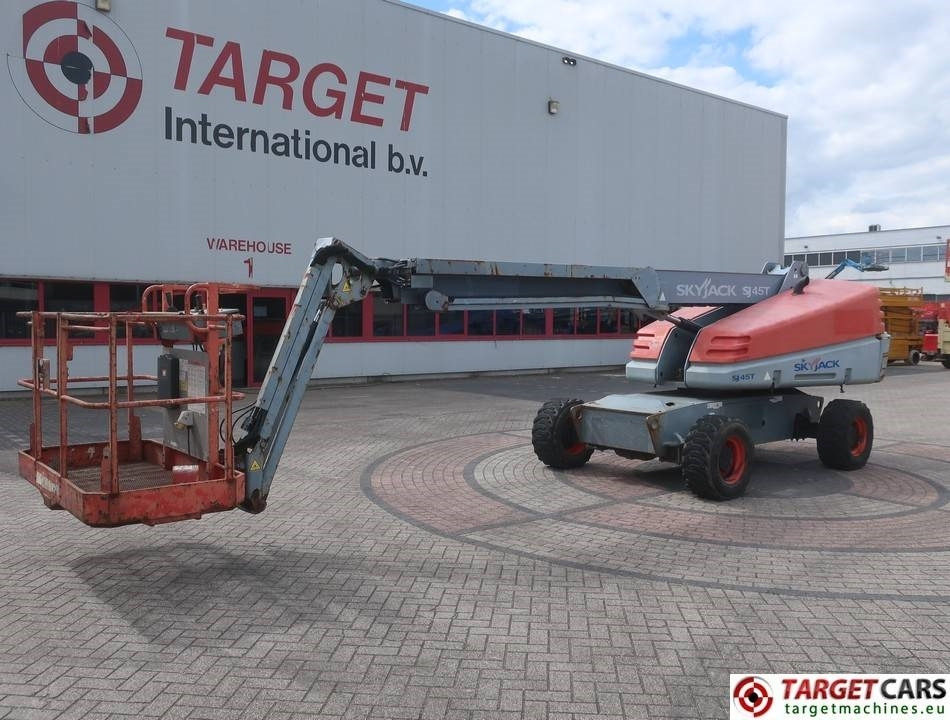SkyJack SJ45T Telescopic 4x4 Diesel Boom Work LIft 1570cm - Xe nâng người hình viễn vọng kính: hình 1 SkyJack SJ45T Telescopic 4x4 Diesel Boom Work LIft 1570cm - Xe nâng người hình viễn vọng kính: hình 1