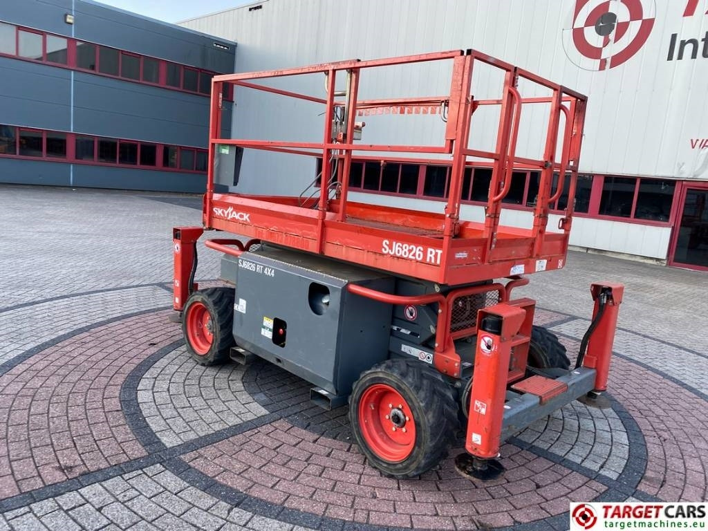 SkyJack SJ6826RT Diesel 4x4 Scissor 6826 Work Lift 992cm  - Máy nâng người hình kéo: hình 4 SkyJack SJ6826RT Diesel 4x4 Scissor 6826 Work Lift 992cm  - Máy nâng người hình kéo: hình 4