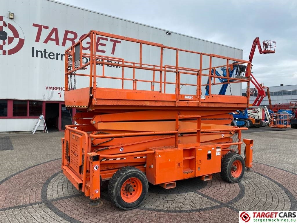 SkyJack SJ9250 RT Diesel 4x4 Scissor Work Lift 1720cm  - Máy nâng người hình kéo: hình 1 SkyJack SJ9250 RT Diesel 4x4 Scissor Work Lift 1720cm  - Máy nâng người hình kéo: hình 1