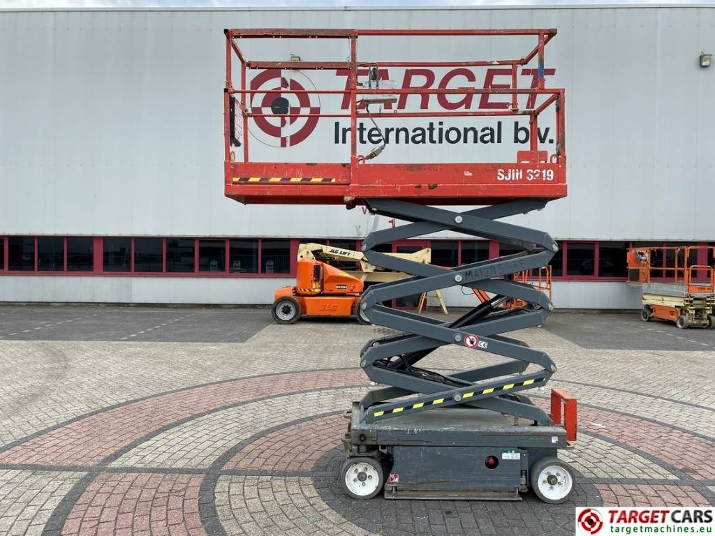 SkyJack SJIII-3219 Electric 3219 Scissor Work Lift 780cm - Máy nâng người hình kéo: hình 5 SkyJack SJIII-3219 Electric 3219 Scissor Work Lift 780cm - Máy nâng người hình kéo: hình 5