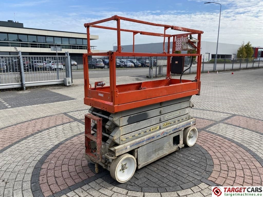 SkyJack SJIII-3226 Electric 3226 Scissor Work Lift 990cm - Máy nâng người hình kéo: hình 3 SkyJack SJIII-3226 Electric 3226 Scissor Work Lift 990cm - Máy nâng người hình kéo: hình 3