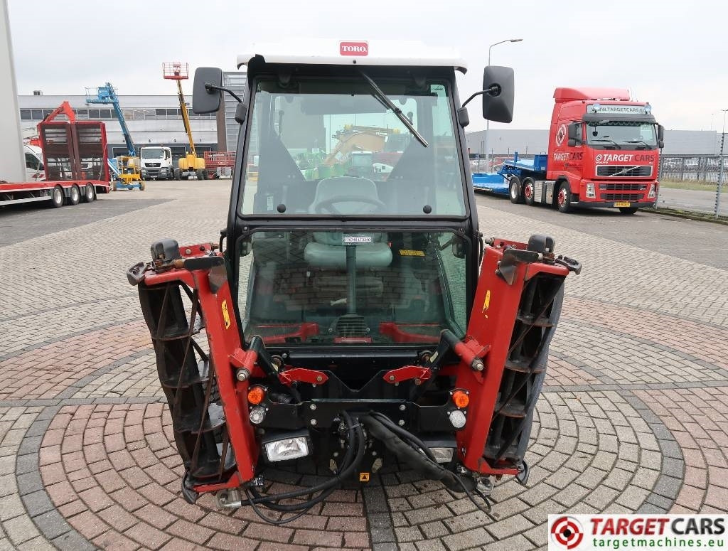 Toro LT3340 3-Gang Hydro 4WD Cylinder Reel Mower - Máy cắt cỏ vườn: hình 3 Toro LT3340 3-Gang Hydro 4WD Cylinder Reel Mower - Máy cắt cỏ vườn: hình 3