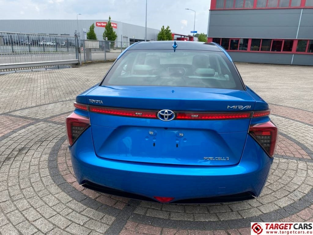 Toyota Mirai FCV HydroGen FuelCell - Sedan: hình 5 Toyota Mirai FCV HydroGen FuelCell - Sedan: hình 5