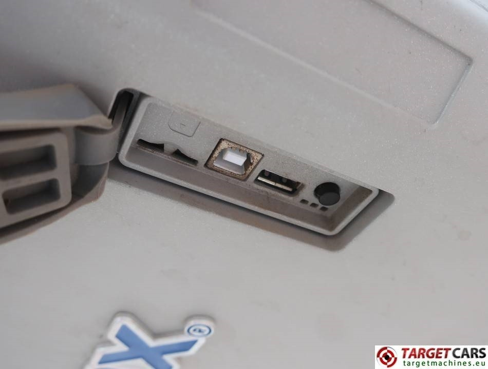 Tháp thắp sáng Trime X-Pole 2x25W Led Solar Tower Light: hình 9 Tháp thắp sáng Trime X-Pole 2x25W Led Solar Tower Light: hình 9