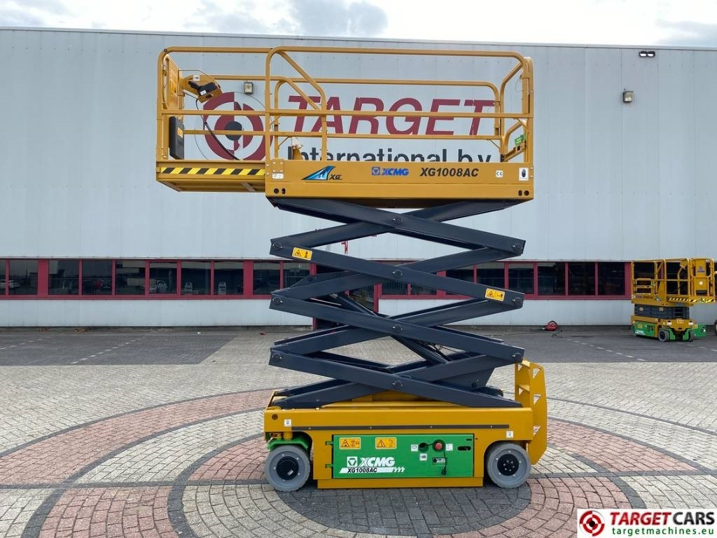 XCMG XG1008AC Lithium LI-ION Scissor Work Lift 1000cm - Máy nâng người hình kéo: hình 5 XCMG XG1008AC Lithium LI-ION Scissor Work Lift 1000cm - Máy nâng người hình kéo: hình 5