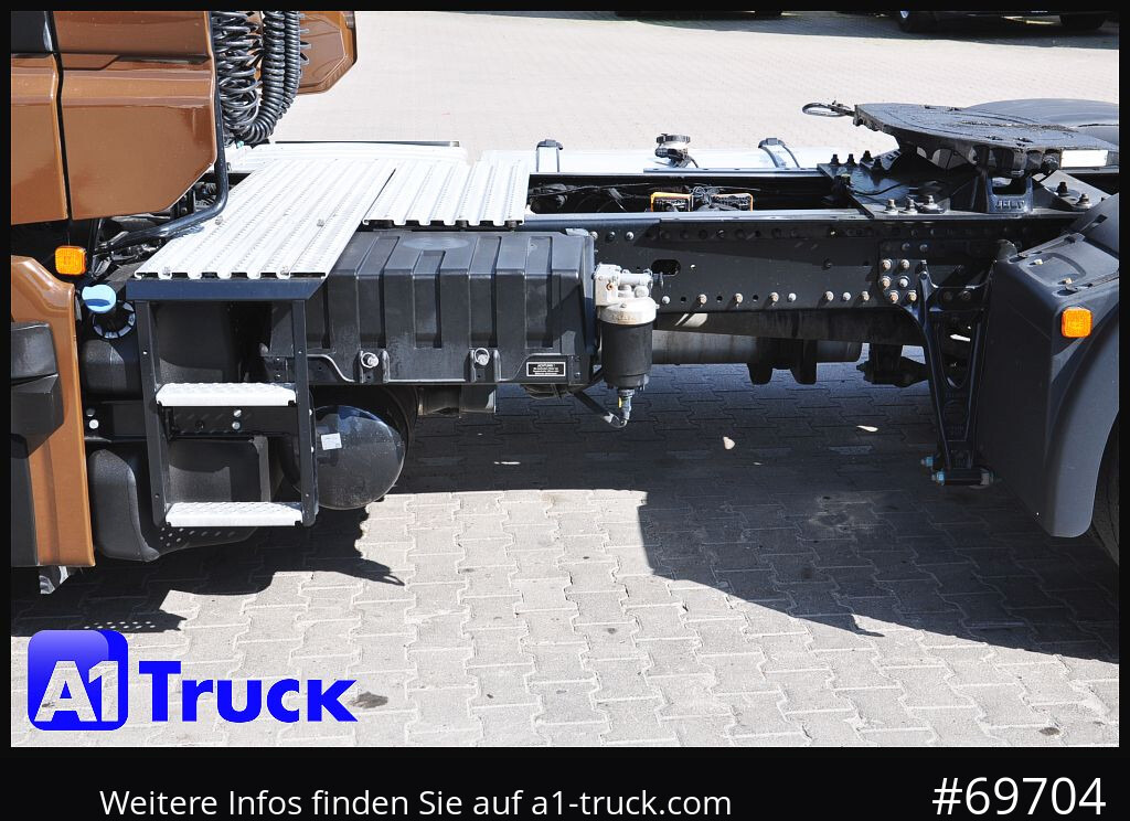 MAN TGX 18,480 BLS Intarder Standklima, Soundsysem - Xe đầu kéo: hình 2 MAN TGX 18,480 BLS Intarder Standklima, Soundsysem - Xe đầu kéo: hình 2