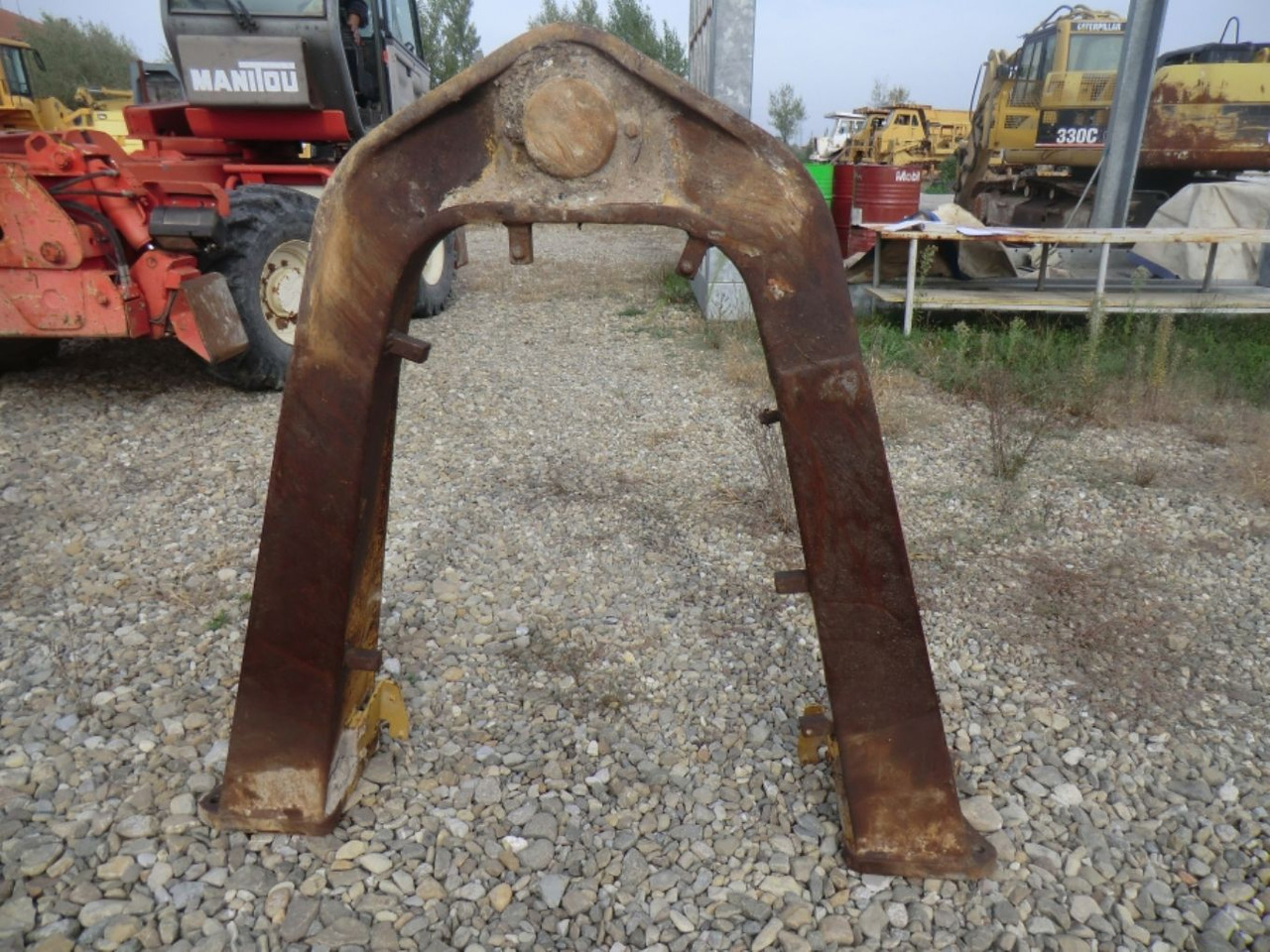 Caterpillar 735 Telaio di supporto anteriore - Khung/ Sườn cho Máy móc xây dựng: hình 2 Caterpillar 735 Telaio di supporto anteriore - Khung/ Sườn cho Máy móc xây dựng: hình 2