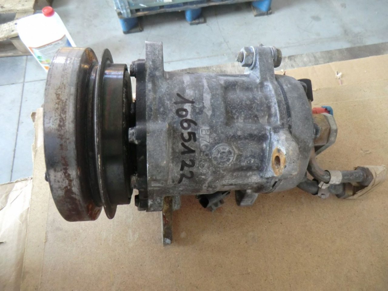 Caterpillar 928G COMPRESSORE ARIA CONDIZIONATA - Lốc điều hòa cho Máy móc xây dựng: hình 2 Caterpillar 928G COMPRESSORE ARIA CONDIZIONATA - Lốc điều hòa cho Máy móc xây dựng: hình 2