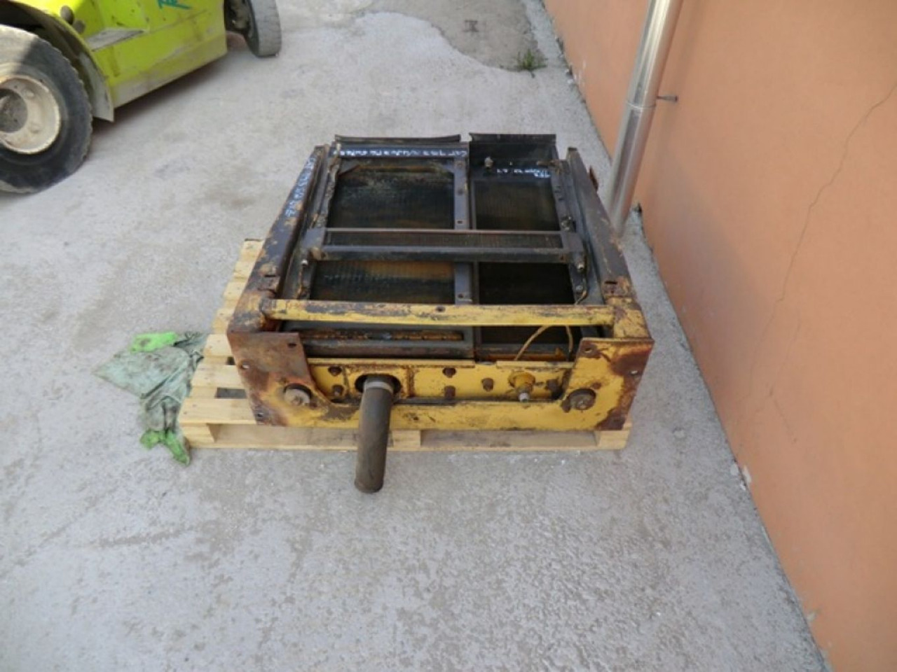 Caterpillar 953 Radiatore olio idraulico - Hệ thống làm mát cho Máy móc xây dựng: hình 3 Caterpillar 953 Radiatore olio idraulico - Hệ thống làm mát cho Máy móc xây dựng: hình 3