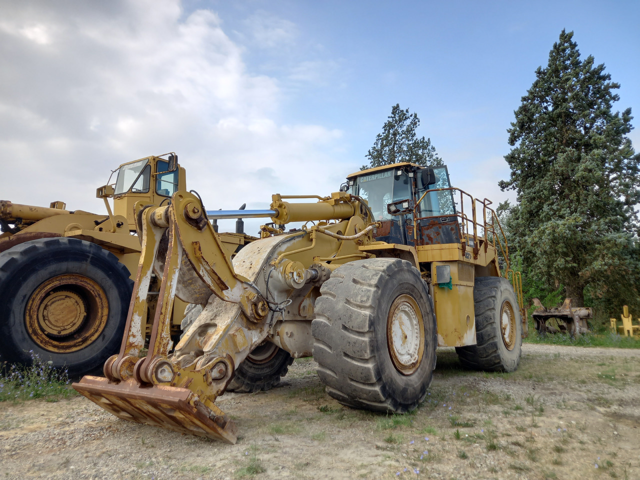 Caterpillar 988H Pala gommata 988H in buone condizione. - Máy xúc lật bánh lốp: hình 2 Caterpillar 988H Pala gommata 988H in buone condizione. - Máy xúc lật bánh lốp: hình 2