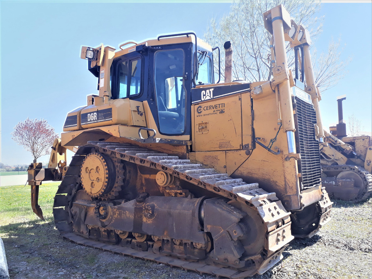 Caterpillar D6R II XL - Máy ủi: hình 2 Caterpillar D6R II XL - Máy ủi: hình 2