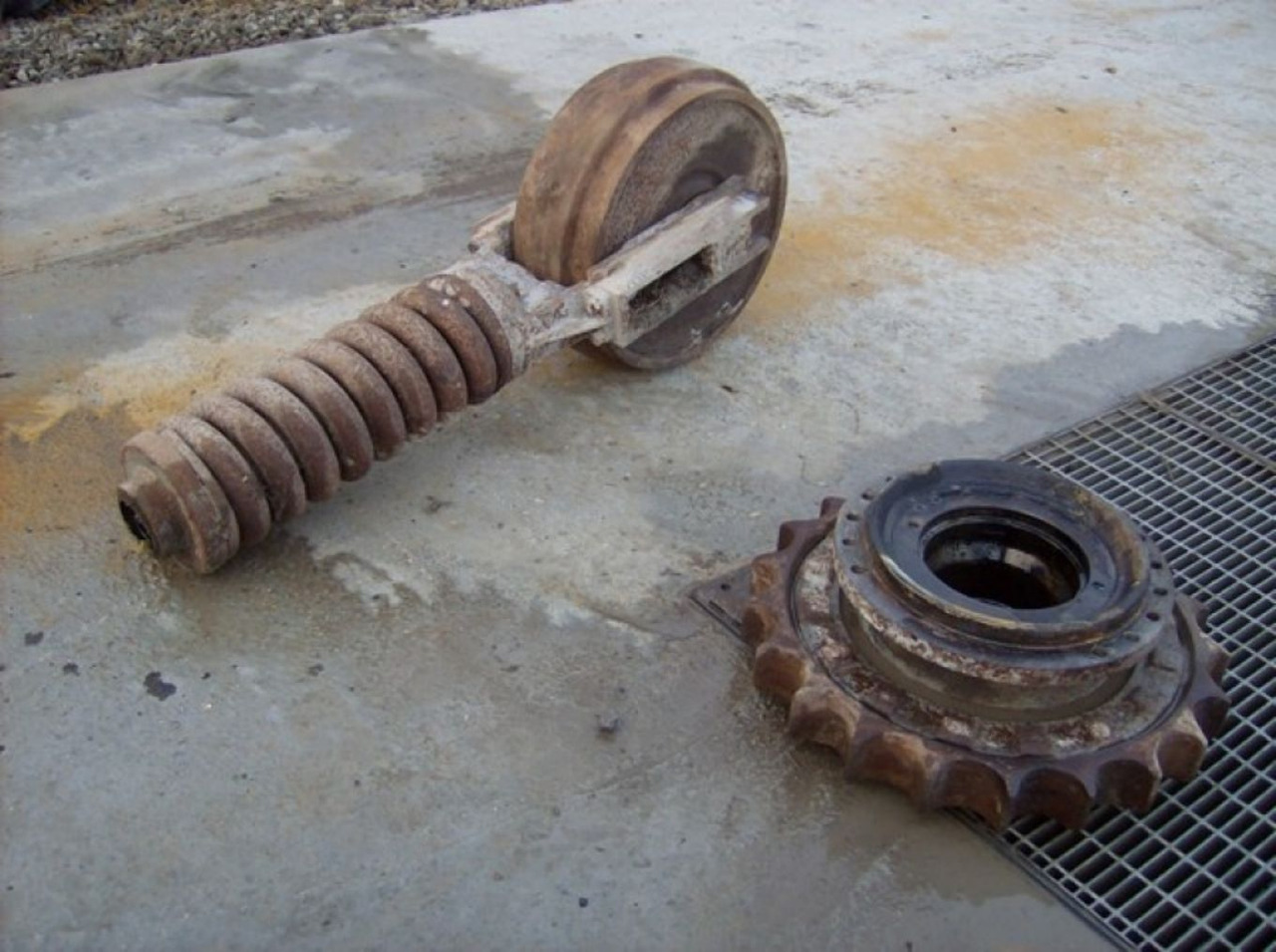 FIAT HITACHI FH300.2 molle tendicingoli - Phần gầm cho Máy móc xây dựng: hình 1 FIAT HITACHI FH300.2 molle tendicingoli - Phần gầm cho Máy móc xây dựng: hình 1