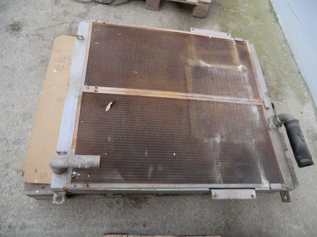 HITACHI ZX240 BAS SCAMBIATORI DI CALORE - Hệ thống làm mát cho Máy móc xây dựng: hình 1 HITACHI ZX240 BAS SCAMBIATORI DI CALORE - Hệ thống làm mát cho Máy móc xây dựng: hình 1