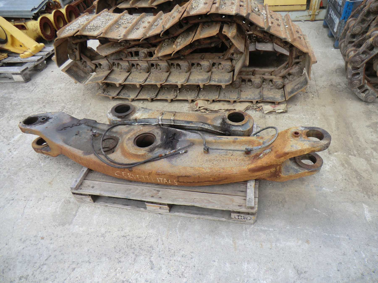 VOLVO L330E BIELLA - Thân xe và ngoại thất cho Máy móc xây dựng: hình 1 VOLVO L330E BIELLA - Thân xe và ngoại thất cho Máy móc xây dựng: hình 1