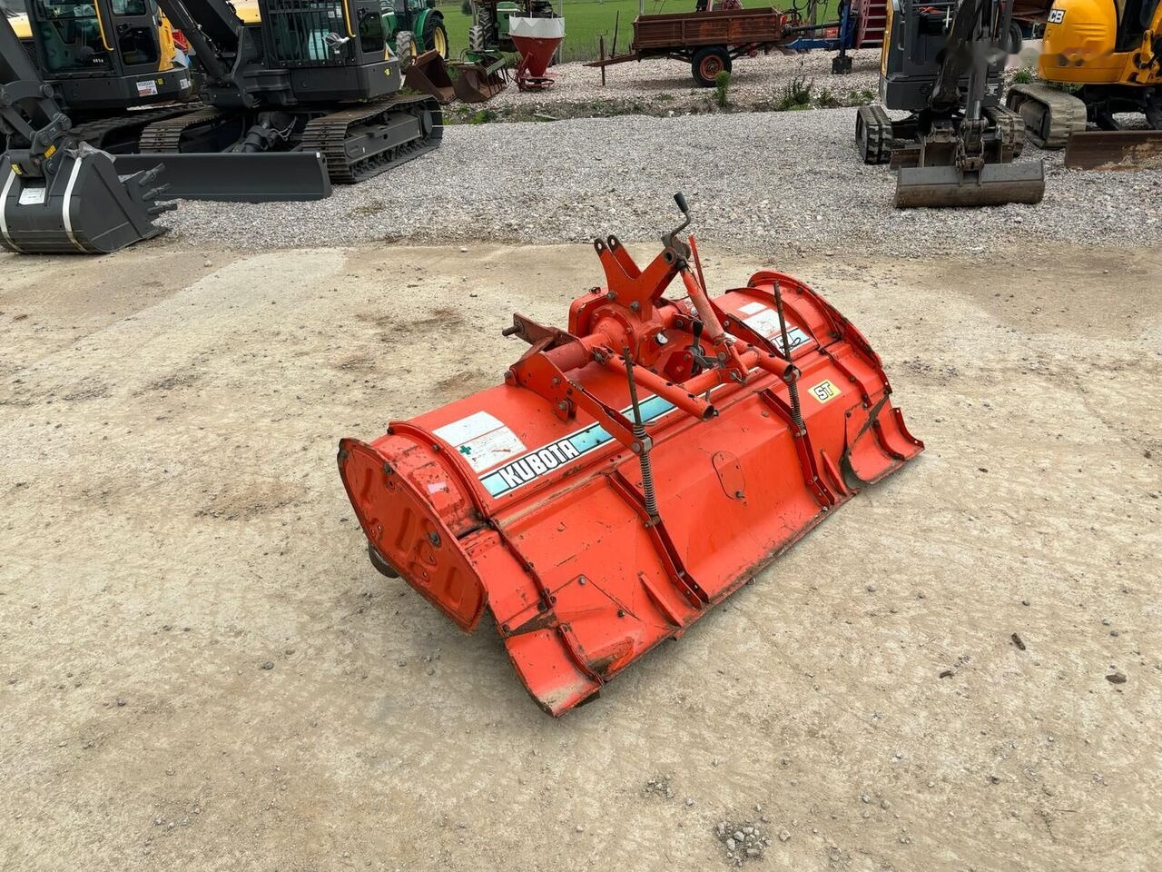 Kubota R 15 N - Dàn xới: hình 1 Kubota R 15 N - Dàn xới: hình 1