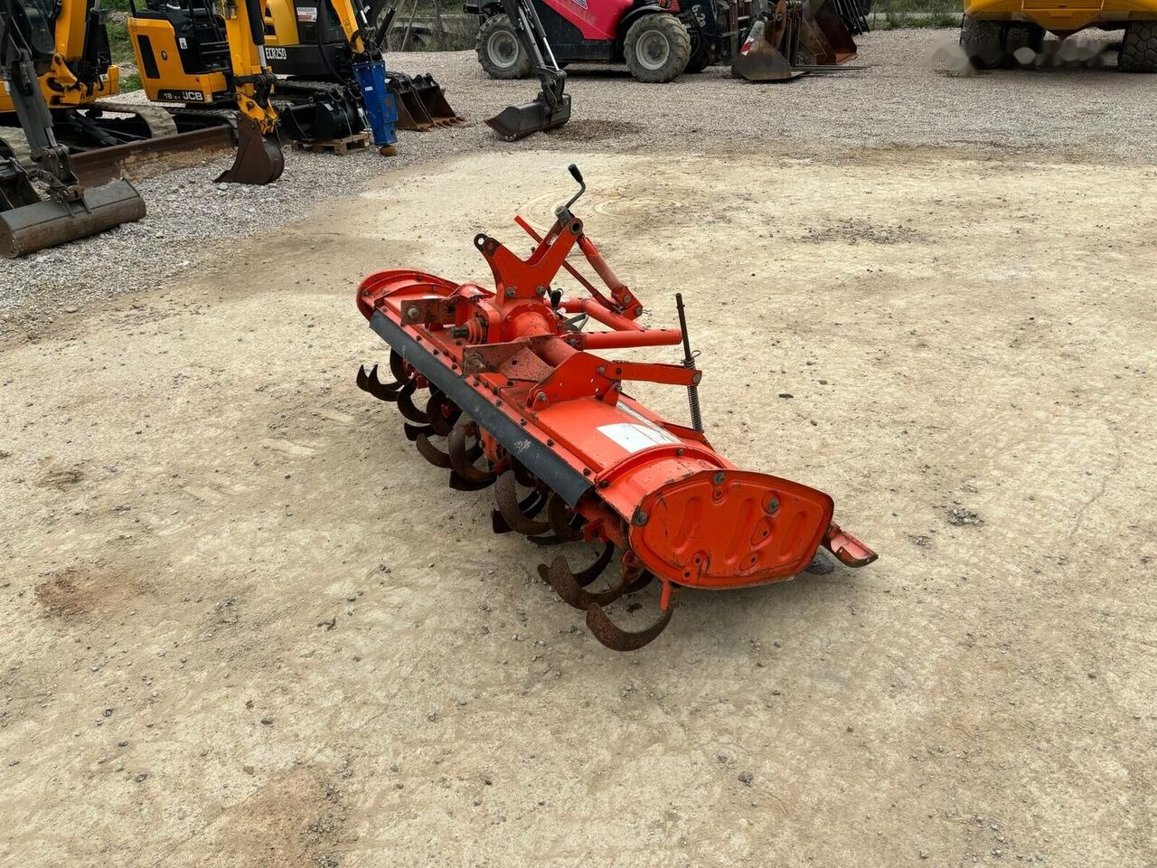 Kubota R 15 N - Dàn xới: hình 4 Kubota R 15 N - Dàn xới: hình 4