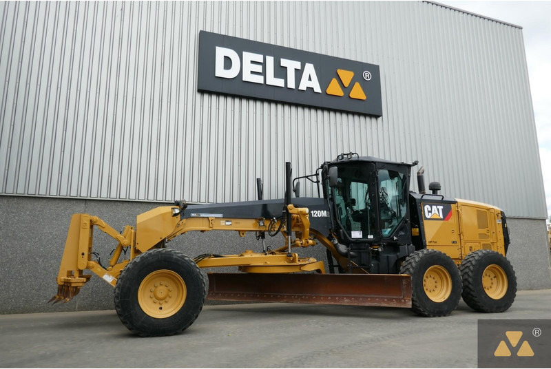 Caterpillar 120M2 - Máy san: hình 4 Caterpillar 120M2 - Máy san: hình 4