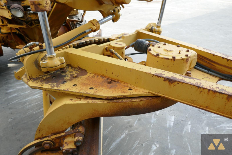 Máy san Caterpillar 12G: hình 12 Máy san Caterpillar 12G: hình 12