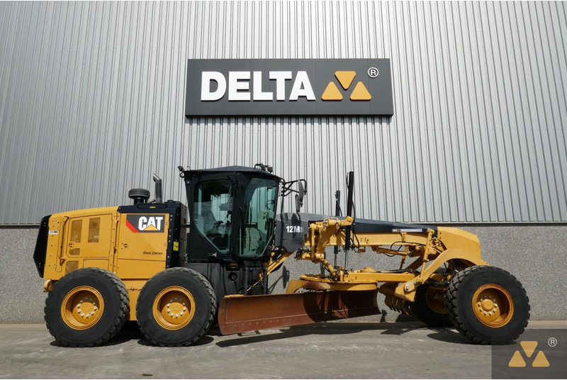 Caterpillar 12M3 - Máy san: hình 2 Caterpillar 12M3 - Máy san: hình 2