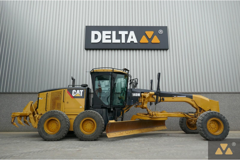 Caterpillar 140M - Máy san: hình 2 Caterpillar 140M - Máy san: hình 2