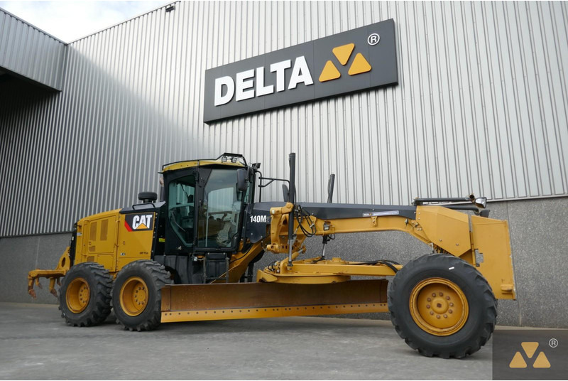 Caterpillar 140M2 - Máy san: hình 3 Caterpillar 140M2 - Máy san: hình 3