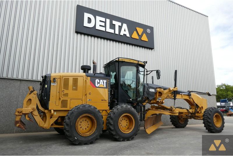 Caterpillar 140M2 - Máy san: hình 5 Caterpillar 140M2 - Máy san: hình 5