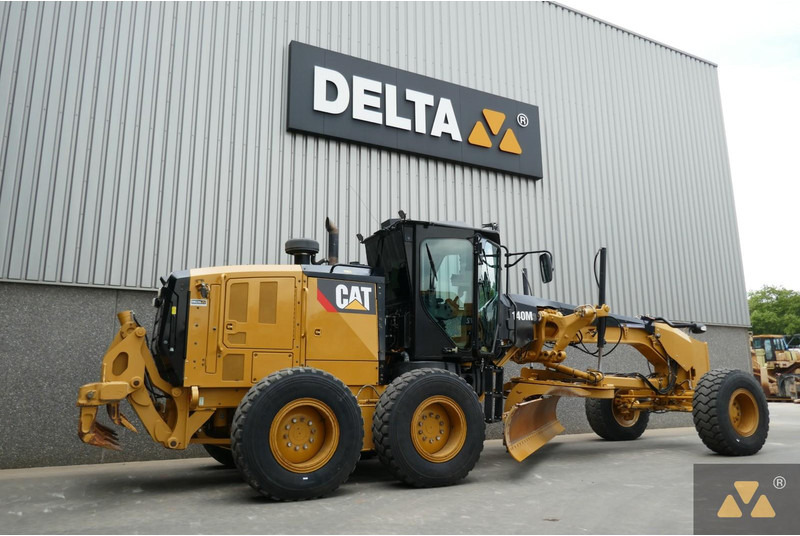 Caterpillar 140M3 - Máy san: hình 5 Caterpillar 140M3 - Máy san: hình 5