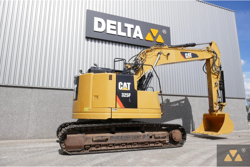 Caterpillar 325F LCR - Máy xúc bánh xích: hình 5 Caterpillar 325F LCR - Máy xúc bánh xích: hình 5