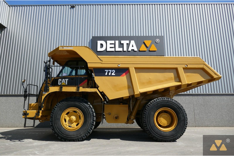 Caterpillar 772 - Xe ben cứng/ Xe chở đá: hình 1 Caterpillar 772 - Xe ben cứng/ Xe chở đá: hình 1