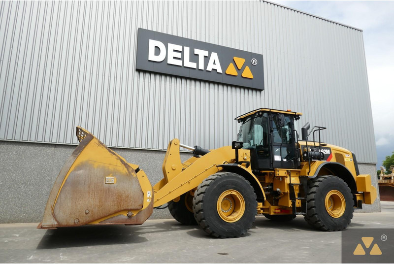 Caterpillar 962M - Máy xúc lật bánh lốp: hình 4 Caterpillar 962M - Máy xúc lật bánh lốp: hình 4